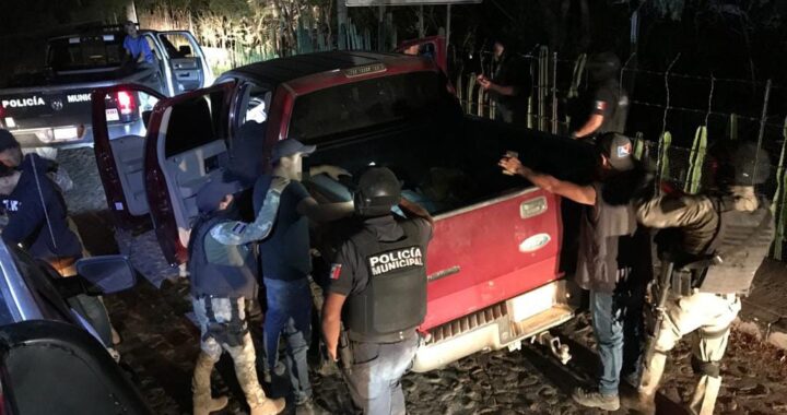 Decomisan bebidas alcohólicas y arma de fuego en operativos en la capital