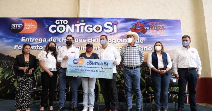 Continúan los apoyos para el campo, entregan finiquitos del seguro catastral en Dr. Mora