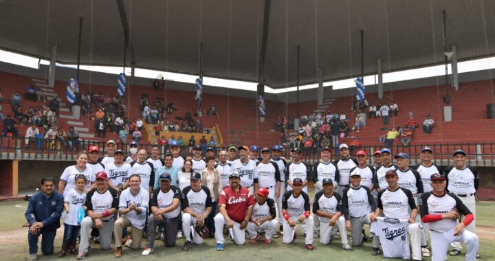 Rinden homenaje al «Furia» Preciado en Guanajuato
