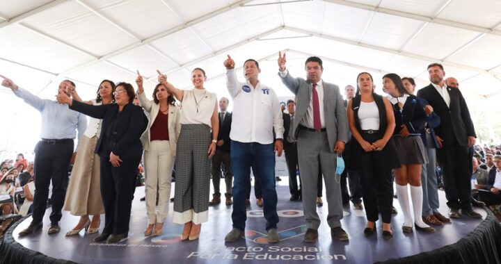 Firman pacto social por la educación en Guanajuato