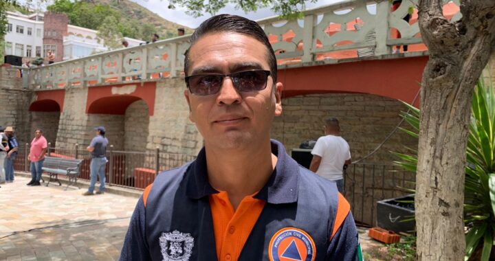 Advierte PC con derribar bardas de casas en riesgo de colapso