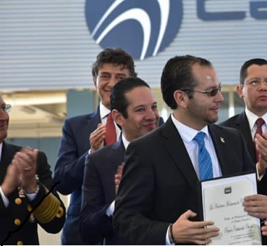 Investigador UG participa en importante convención científica en Grecia