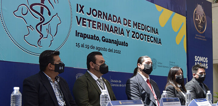 Especialistas en salud animal comparten actualidades en la 9.ª Jornada de Medicina Veterinaria y Zootecnia en la UG