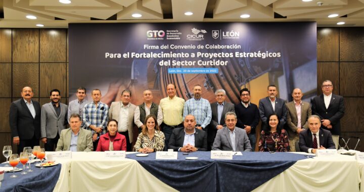 Firman convenio de colaboración a favor de una responsabilidad social ambiental