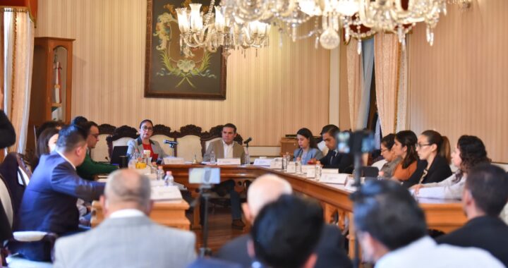 Aprueban informe de gobierno capitalino