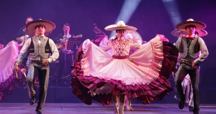 Artistas UG se alistan para el 50 Festival Internacional Cervantino 