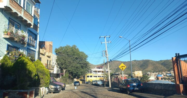 Asesinan a hombre adentro de su casa