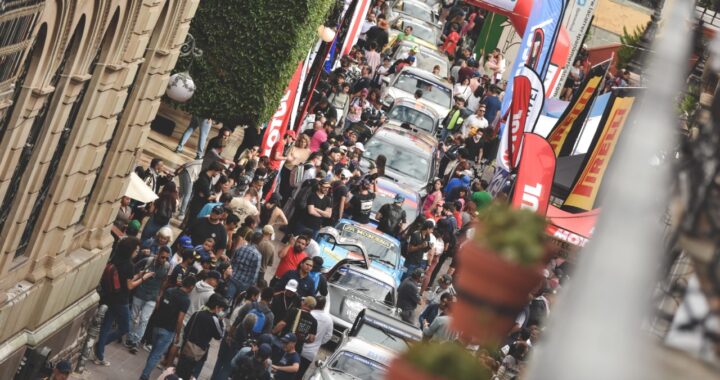 Dan banderazo a pilotos de la Carrera Panamericana 35