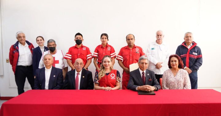 Celebra Cruz Roja Mexicana, 75 aniversario en Guanajuato capital  