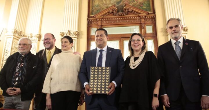 Presenta Gobernador el libro “FIC 50 años” y firma convenio con el INAH
