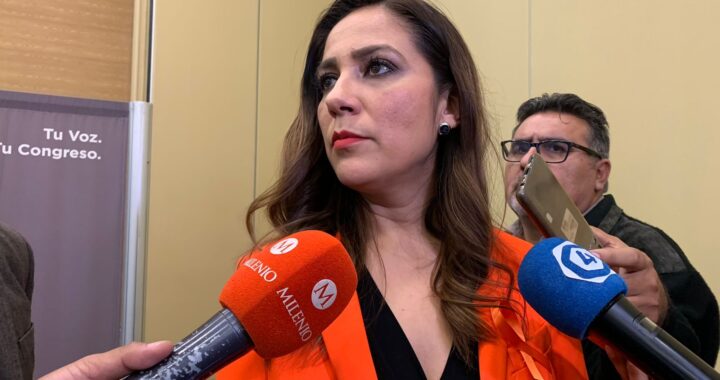 Hay disposición de atender a cada maestro del estado: Libia García