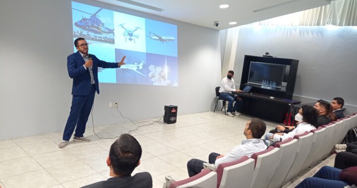 Propicia UG que jóvenes enfoquen su talento en la industria aeroespacial 