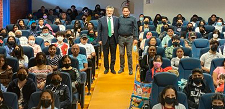Suma UG acciones de Identidad Universitaria para el Programa de Equidad Urbana del NMS