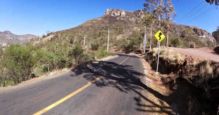 Rehabilitarán baches en la carretera panorámica