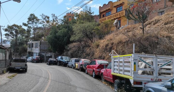 Buscan opciones de estacionamiento en La Panorámica