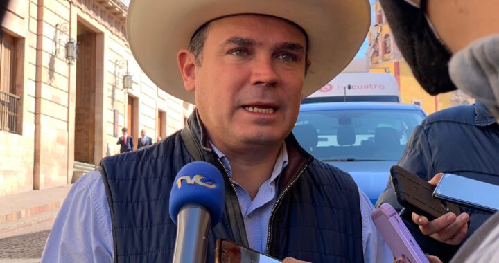 Tras amenazas, alcalde refuerza su seguridad