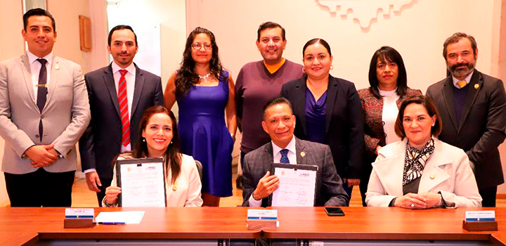 UG e IEEG firman convenio para crear la Especialidad en Democracia, Instituciones y Derecho Electoral