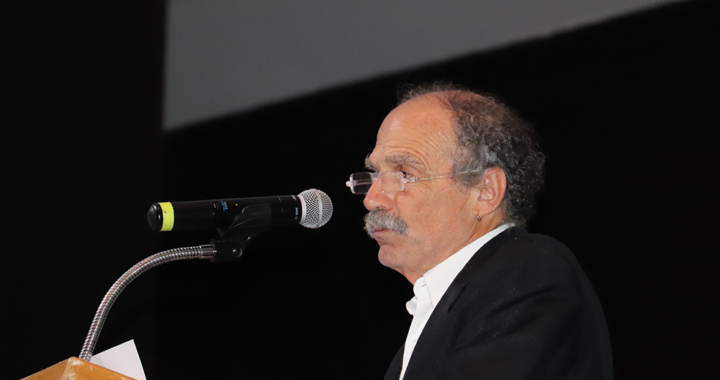 UG rinde homenaje al Dr. Roberto Morales Manzanares, director del Callejón del Ruido