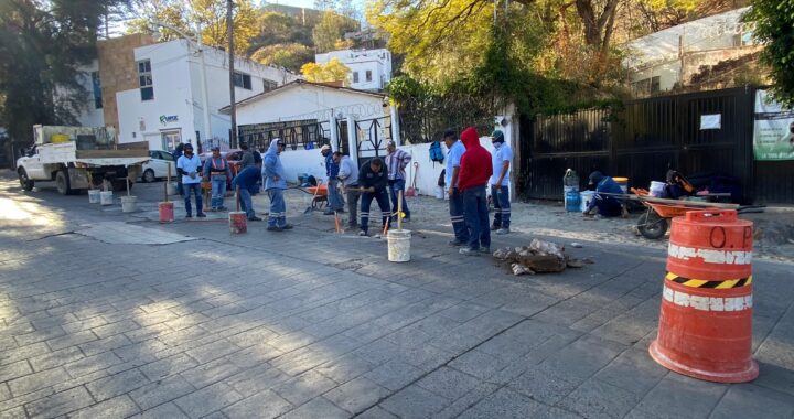 Realizan trabajos de mantenimiento correctivo en Paseo de la Presa