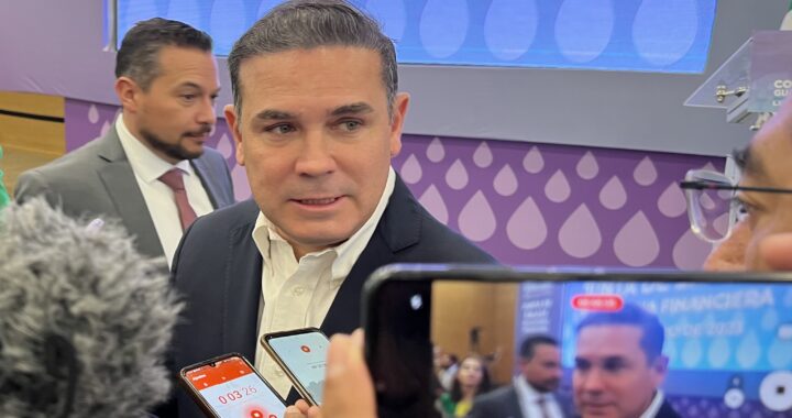 Viajará alcalde a EUA para atraer a las industrias cinematográficas a la capital