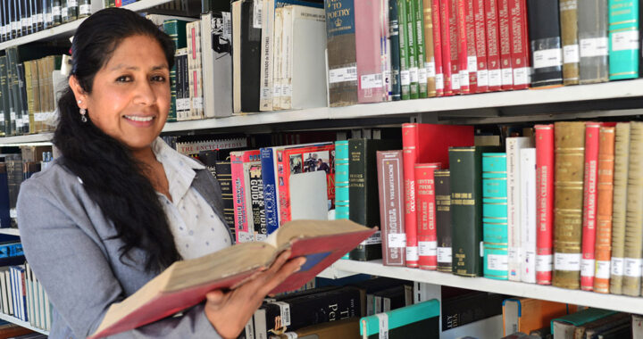 Elsa Sánchez García, la niña mazahua que pastoreaba borregos y hoy es doctora en Ciencias*