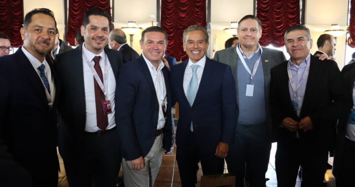 Expone Navarro fortalezas ante casas productoras; entre ellas Netflix y Disney