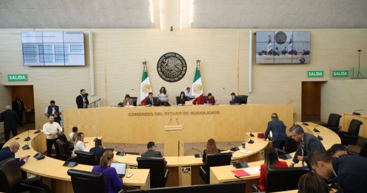 Aprueba Congreso controversia constitucional contra la Ley de Comunicación Social