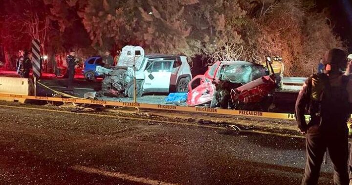 Mueren 3 en choque múltiple en la de cuota Gto-SIlao, hay varios heridos