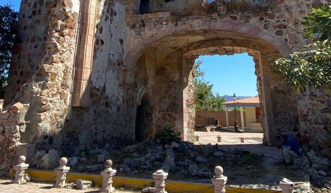 De forma coordinada, el INAH trabaja en la conservación de “La Ruina”, en El Rosario, Sinaloa