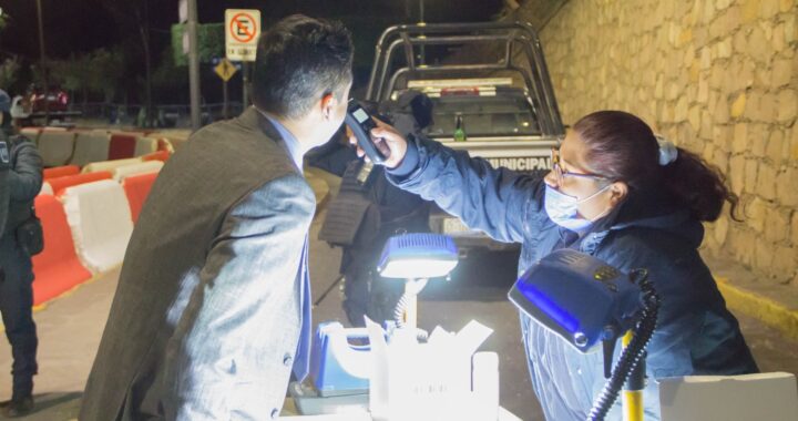 Promoverá alcalde el retiro de licencias de conducir a reincidentes en el alcoholímetro