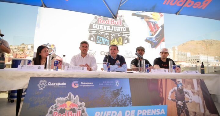 Llega la carrera Cerro Abajo de Redbull a la capital  