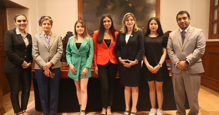 Imparten conferencia en UG sobre “Personas con Discapacidad Psicosocial y su Acceso a la Justicia»