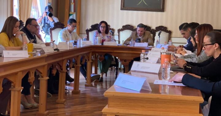 Exige Ayuntamiento capitalino al alcalde que rinda cuentas sobre las atribuciones para suscribir contratos