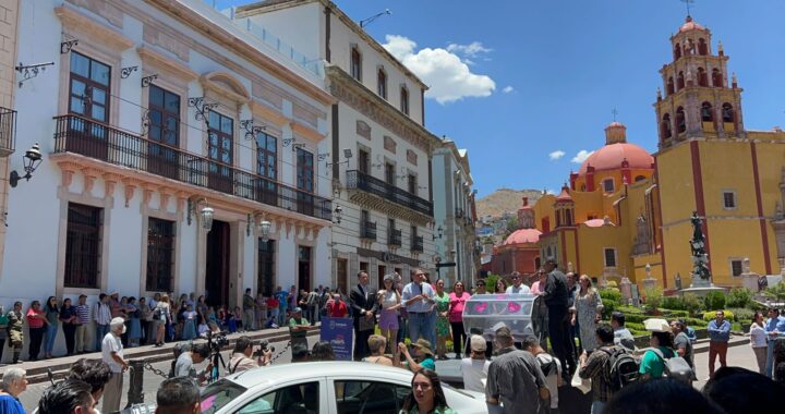 Se quedan los premios del sorteo por concepto del predial en la zona centro de la ciudad