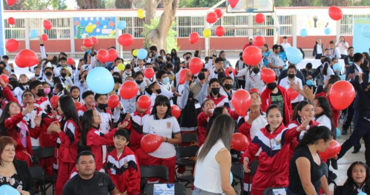Docentes y estudiantes, juntos por una Cultura de Paz