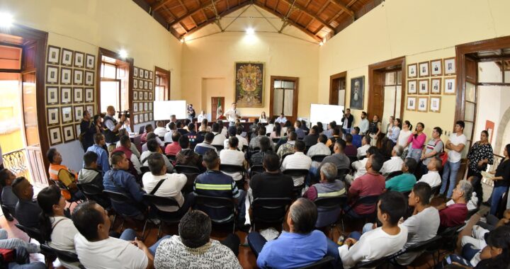 Guías turísticos capitalinos requieren de acreditación para trabajar