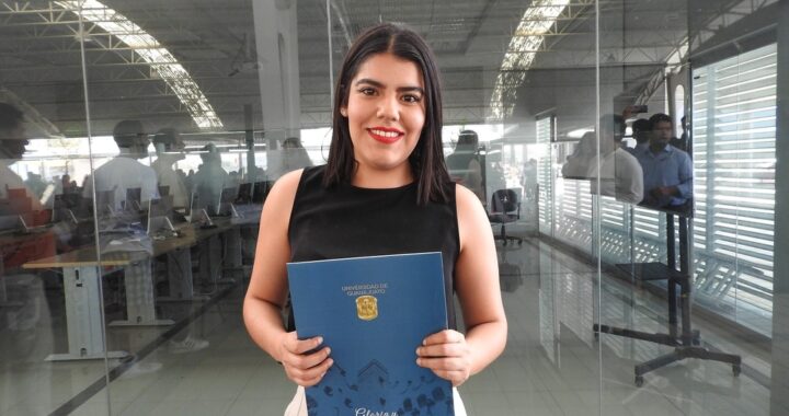 Egresada UG: Debemos estar orgullosos de ser abejas y llevar el nombre de tan prestigiosa entidad en alto