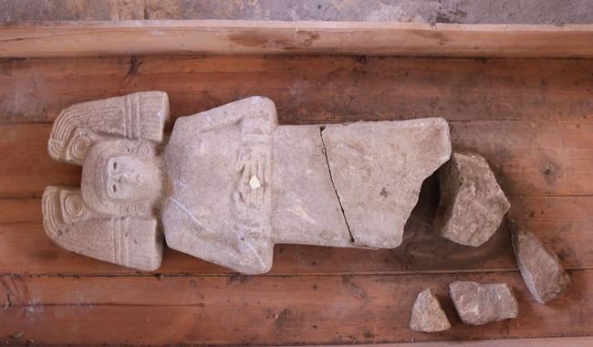Nueva imagen en piedra de la Joven gobernante de Amajac surge del subsuelo veracruzano