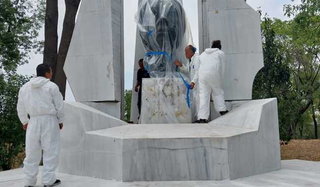 Monumento a Rosario Castellanos, patrimonio artístico restaurado en el marco de proyecto Chapultepec, Naturaleza y Cultura