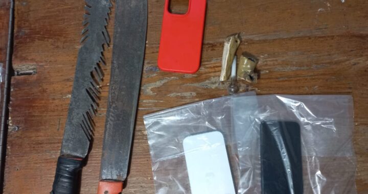 Detienen a joven por el presunto robo de dos celulares; recupera Policía ambos aparatos