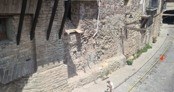 Retiran ducto de bajada de escombro en la subterránea por seguridad de transeúntes