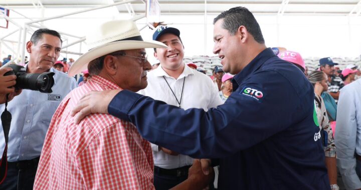 Refrenda gobernador total apoyo al campo guanajuatense
