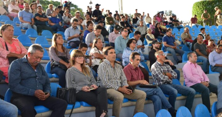 Piden usuarios del transporte público incremento gradual de la tarifa del pasaje