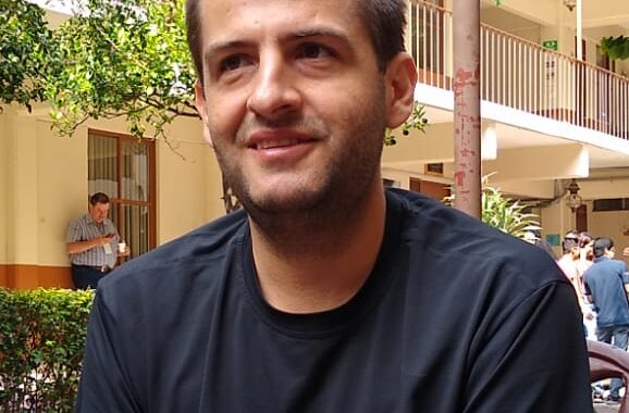Benjamín Sánchez Lengeling, egresado UG, explora los alcances de la Inteligencia Artificial desde Google DeepMind 