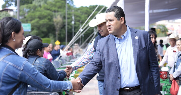 Anuncian incremento de recursos para el campo por 350MDP 
