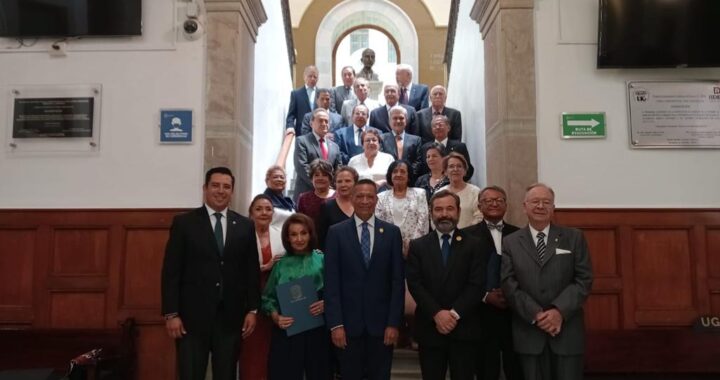 Conmemora UG medio siglo de egreso de la Generación 1968 – 1973 de la Licenciatura en Derecho 