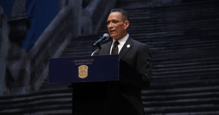 Presume Guerrero Agripino, los logros al frente de la Universidad de Guanajuato