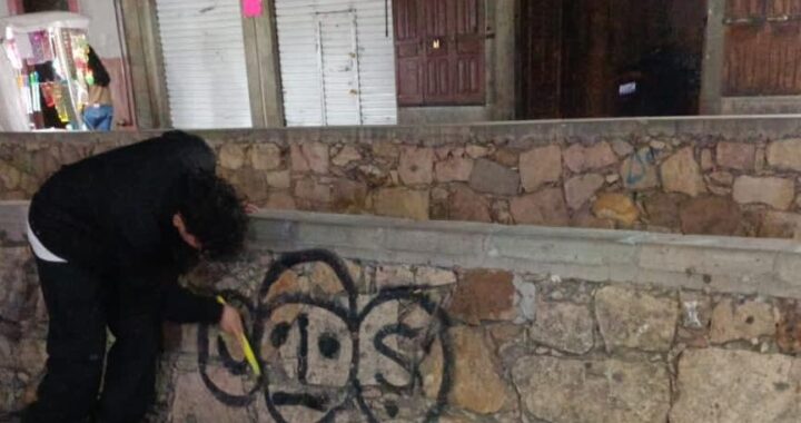 Detienen a grafitero, se le atribuyen más de 40 pintas en la capital