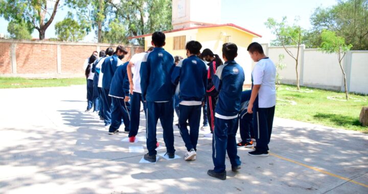 Trabaja SEG, con estudiantes en talleres de cuidado y auto protección