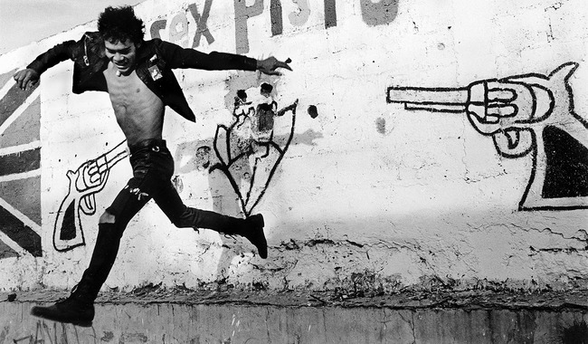 El Museo de Arte Moderno realiza una nueva revisión de su colección con la exposición Pop, político, punk